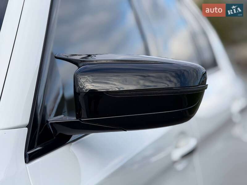 Седан BMW 5 Series 2017 в Кривом Роге
