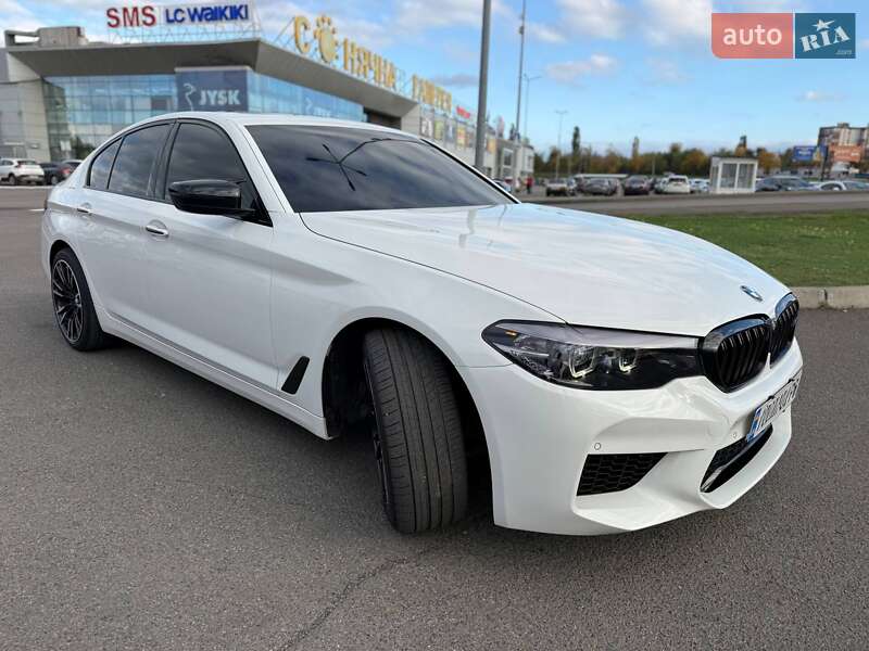 Седан BMW 5 Series 2017 в Кривом Роге
