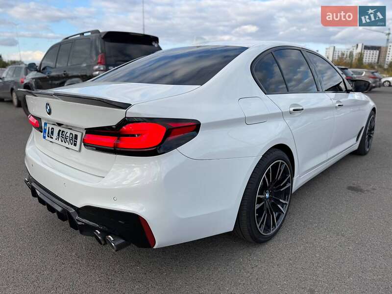 Седан BMW 5 Series 2017 в Кривом Роге