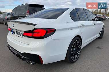 Седан BMW 5 Series 2017 в 