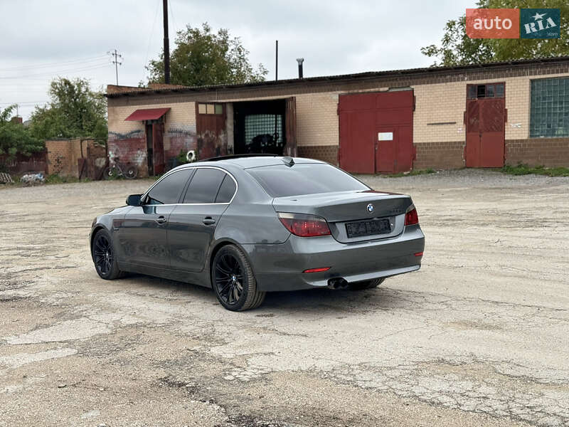 Седан BMW 5 Series 2005 в Тернополі