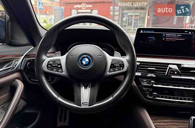 Седан BMW 5 Series 2021 в 
