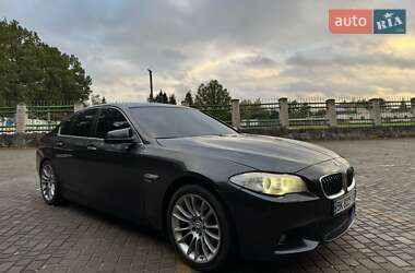 Седан BMW 5 Series 2011 в Владимирце