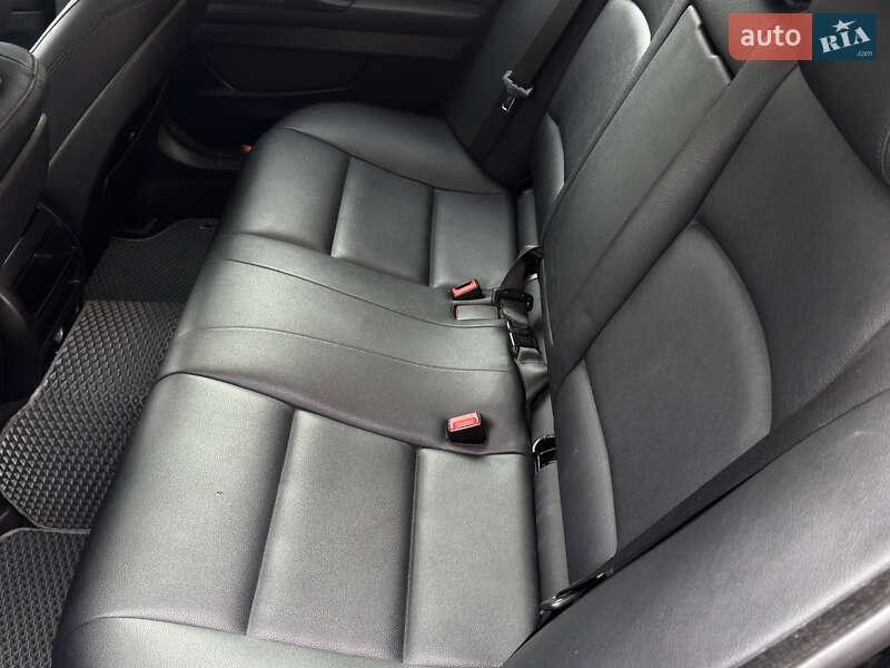 Седан BMW 5 Series 2014 в Києві фото 23 Седан BMW 5 Series 2014 в Києві