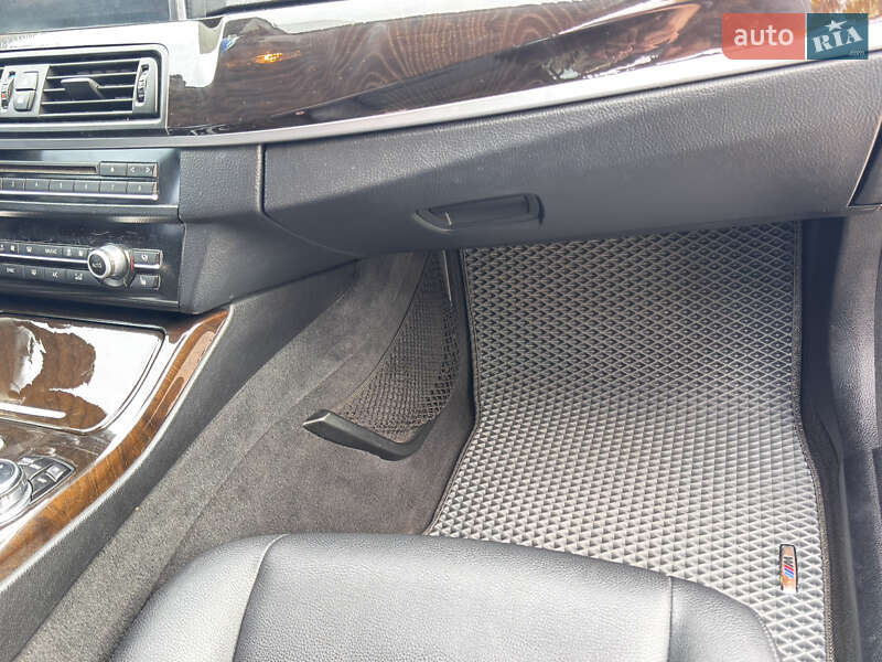 Седан BMW 5 Series 2014 в Києві фото 31 Седан BMW 5 Series 2014 в Києві