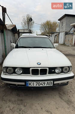 Седан BMW 5 Series 1989 в Києві