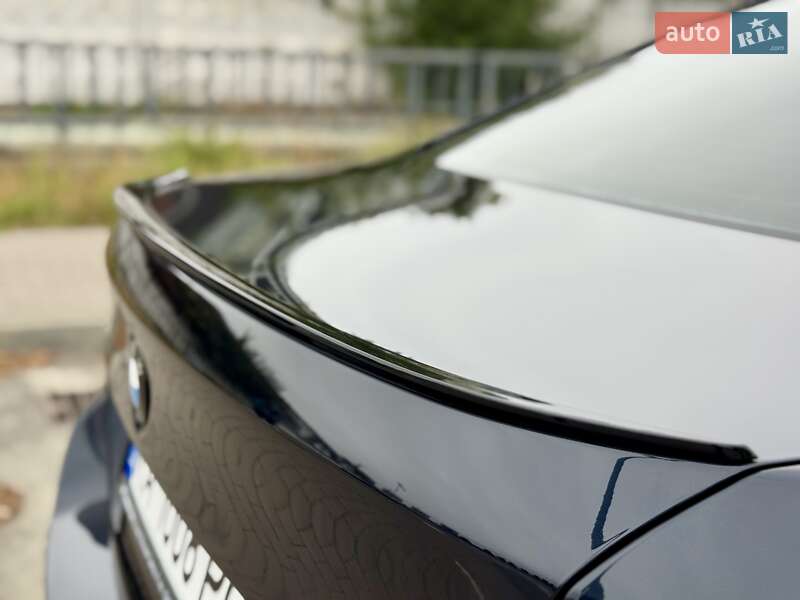 Седан BMW 5 Series 2015 в Киеве