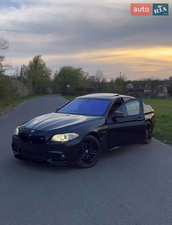 BMW 5 Series 2012 BMW 5 Series 2012