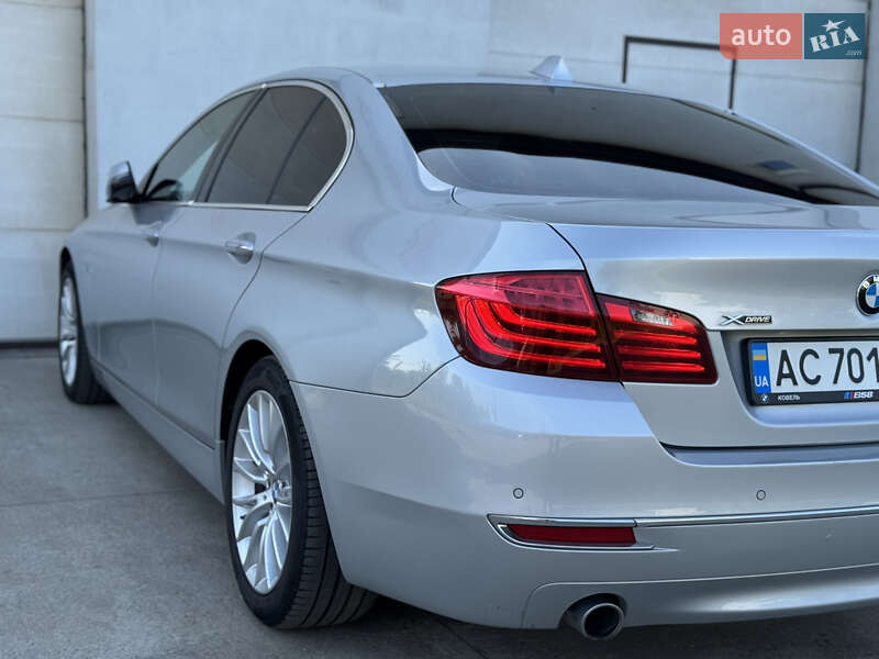 Седан BMW 5 Series 2014 в Сарнах