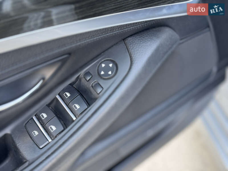Седан BMW 5 Series 2014 в Сарнах