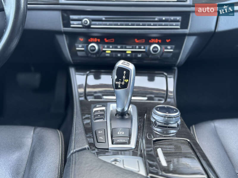 Седан BMW 5 Series 2014 в Сарнах