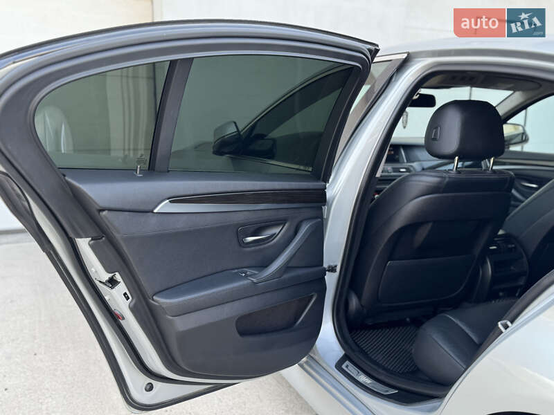Седан BMW 5 Series 2014 в Сарнах
