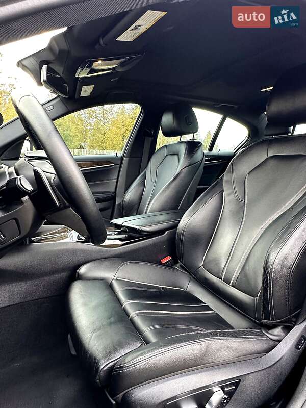 Седан BMW 5 Series 2017 в Дніпрі