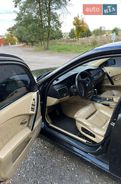 Седан BMW 5 Series 2003 в Рівному