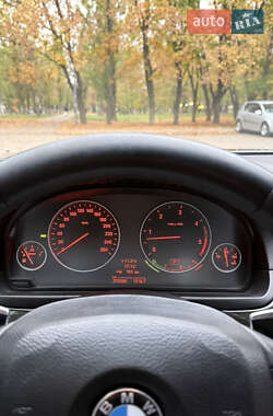 Седан BMW 5 Series 2010 в 