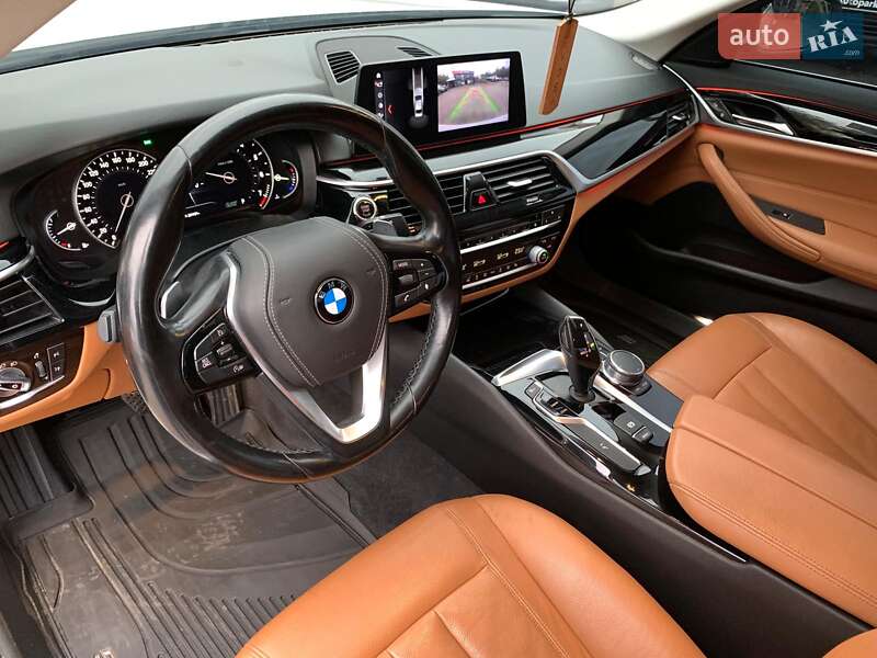 Седан BMW 5 Series 2017 в Виннице фото 25 Седан BMW 5 Series 2017 в Виннице