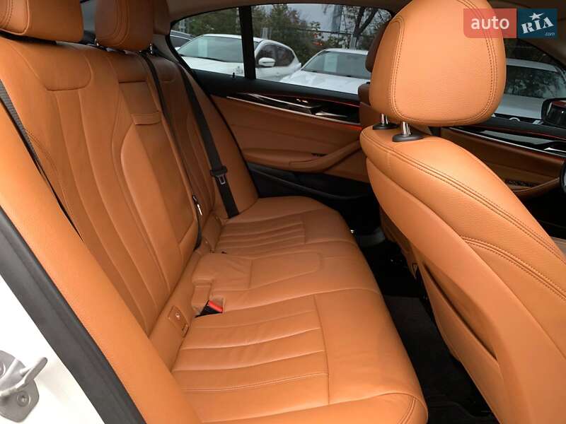 Седан BMW 5 Series 2017 в Виннице фото 34 Седан BMW 5 Series 2017 в Виннице