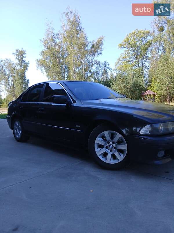Седан BMW 5 Series 2000 в Славуті