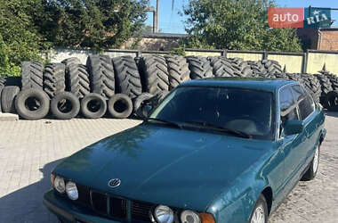 Седан BMW 5 Series 1990 в Хмельницком