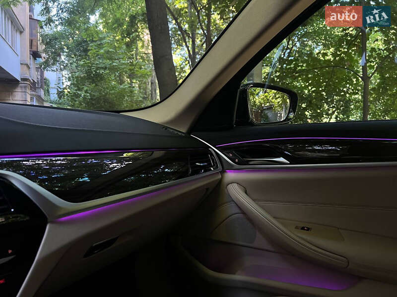 Седан BMW 5 Series 2017 в Одесі фото 28 Седан BMW 5 Series 2017 в Одесі