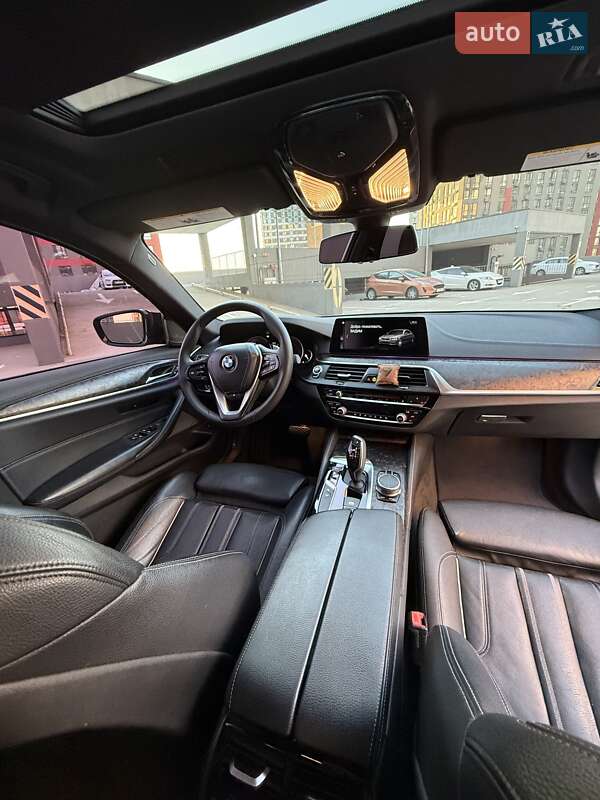 Седан BMW 5 Series 2017 в Києві