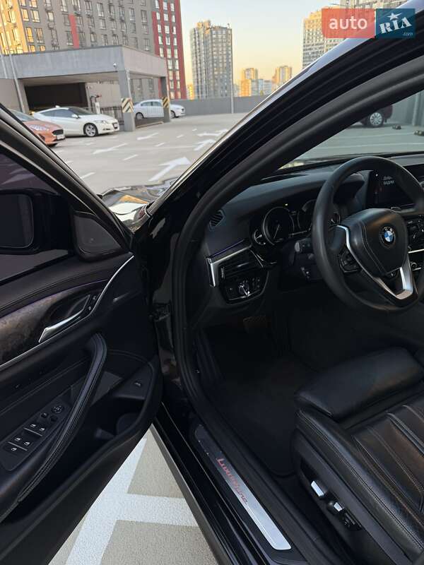Седан BMW 5 Series 2017 в Києві