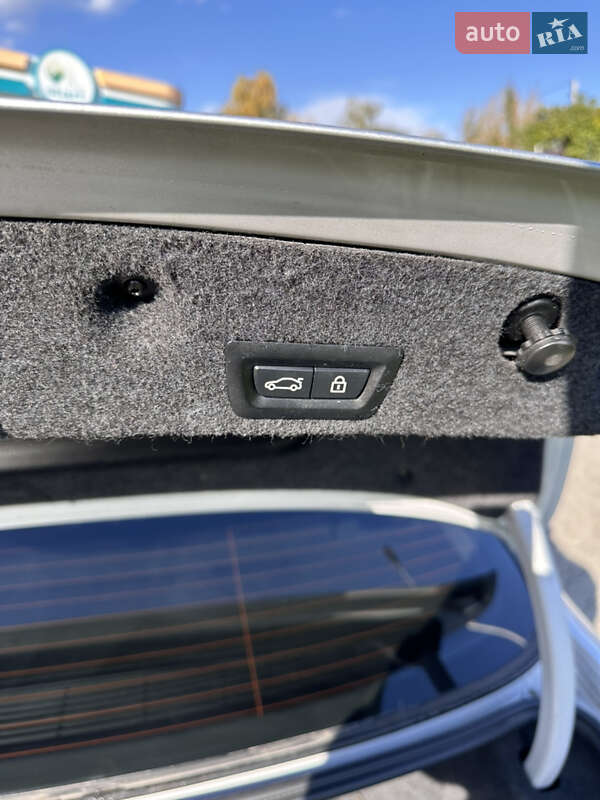 Седан BMW 5 Series 2013 в Чернівцях