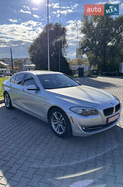 Седан BMW 5 Series 2013 в 