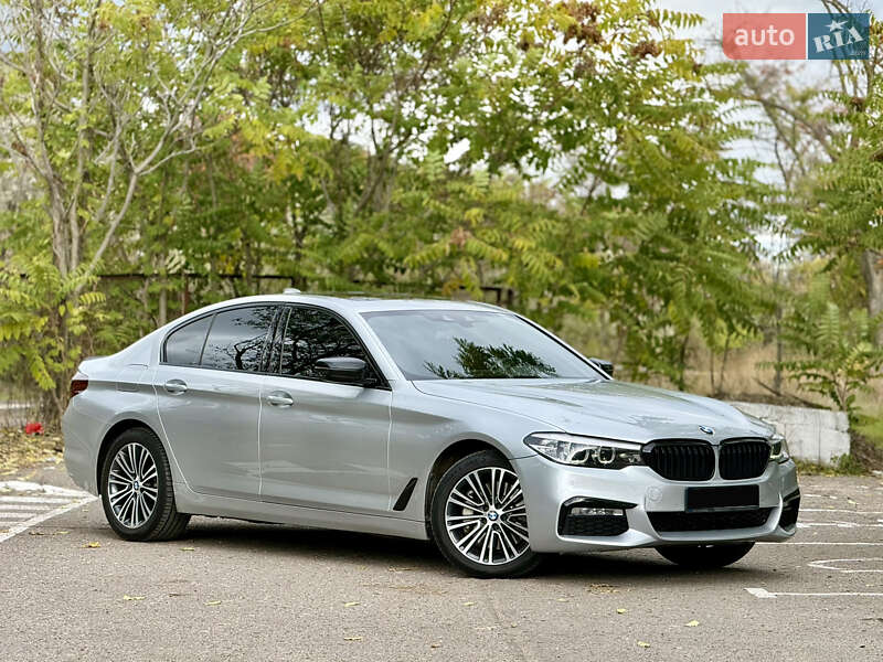 BMW 5 Series 2019
