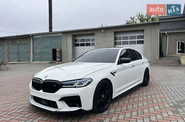 Седан BMW 5 Series 2017 в Хмельницком