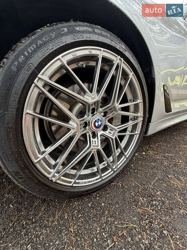 Седан BMW 5 Series 2019 в Киеве фото 16 Седан BMW 5 Series 2019 в Киеве