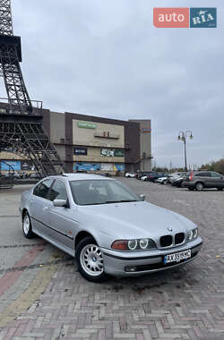 Седан BMW 5 Series 1998 в Харькове