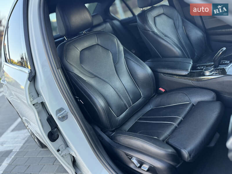 Седан BMW 5 Series 2018 в Ровно фото 64 Седан BMW 5 Series 2018 в Ровно