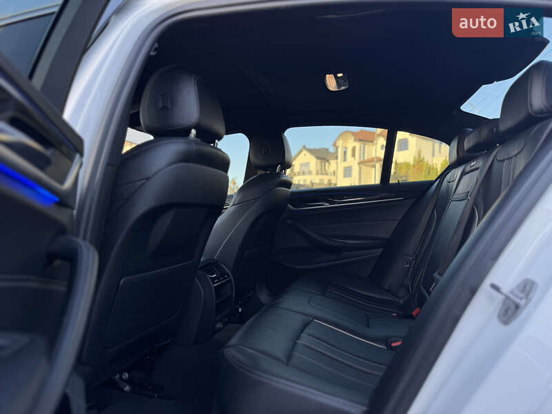 Седан BMW 5 Series 2018 в Ровно фото 75 Седан BMW 5 Series 2018 в Ровно