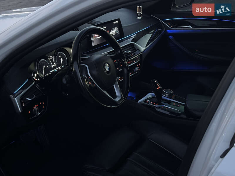 Седан BMW 5 Series 2018 в Ровно фото 88 Седан BMW 5 Series 2018 в Ровно