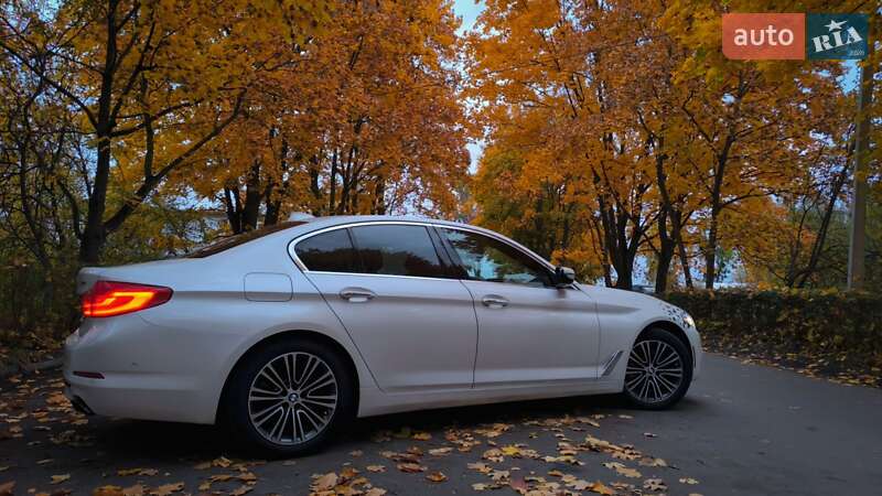 Седан BMW 5 Series 2017 в Ивано-Франковске