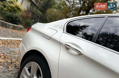 Седан BMW 5 Series 2013 в 