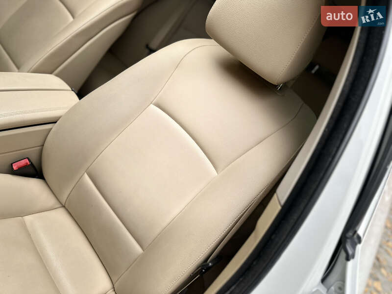 Седан BMW 5 Series 2013 в Дрогобичі