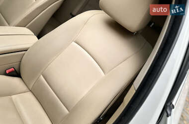 Седан BMW 5 Series 2013 в 