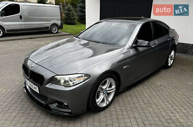 Седан BMW 5 Series 2015 в Самборе