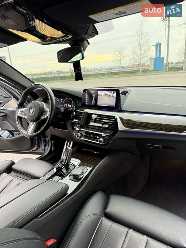 Седан BMW 5 Series 2018 в Дніпрі фото 25 Седан BMW 5 Series 2018 в Дніпрі