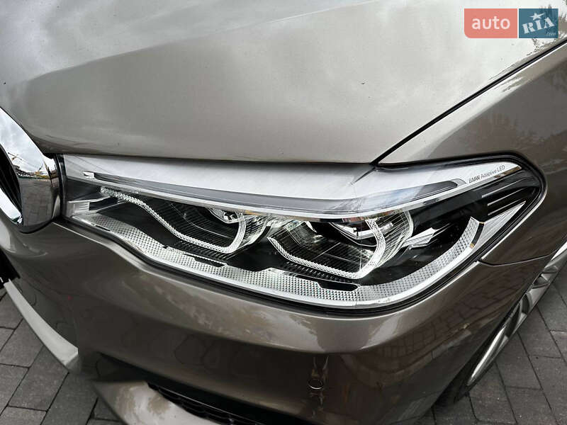 Седан BMW 5 Series 2017 в Киеве