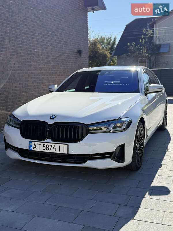Седан BMW 5 Series 2018 в Ивано-Франковске фото 2 Седан BMW 5 Series 2018 в Ивано-Франковске