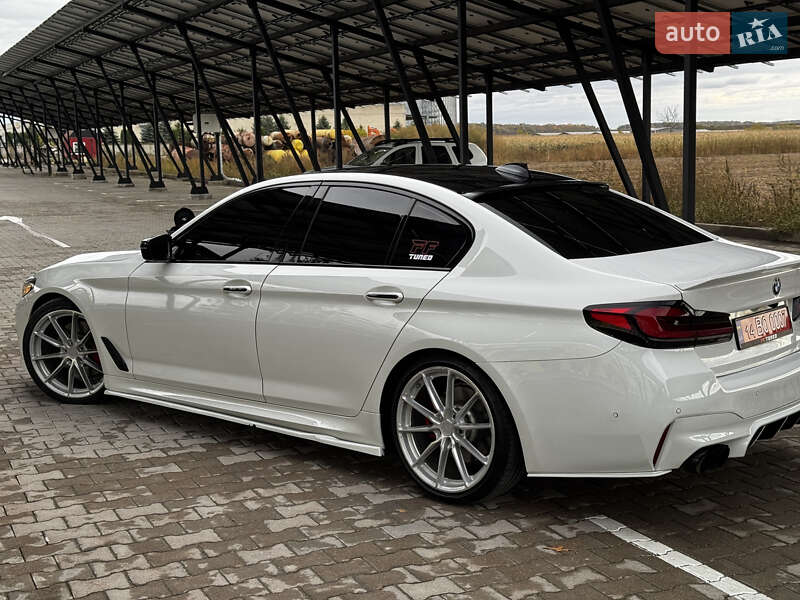 Седан BMW 5 Series 2017 в Тернополе