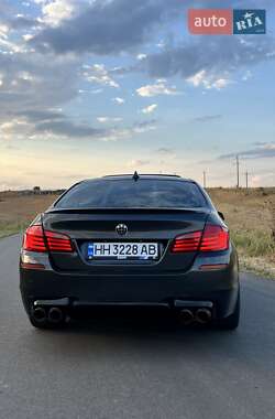 Седан BMW 5 Series 2011 в 