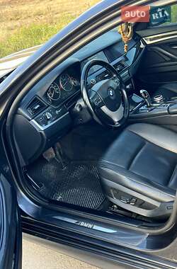Седан BMW 5 Series 2011 в 
