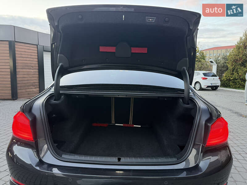 Седан BMW 5 Series 2017 в Львове фото 44 Седан BMW 5 Series 2017 в Львове