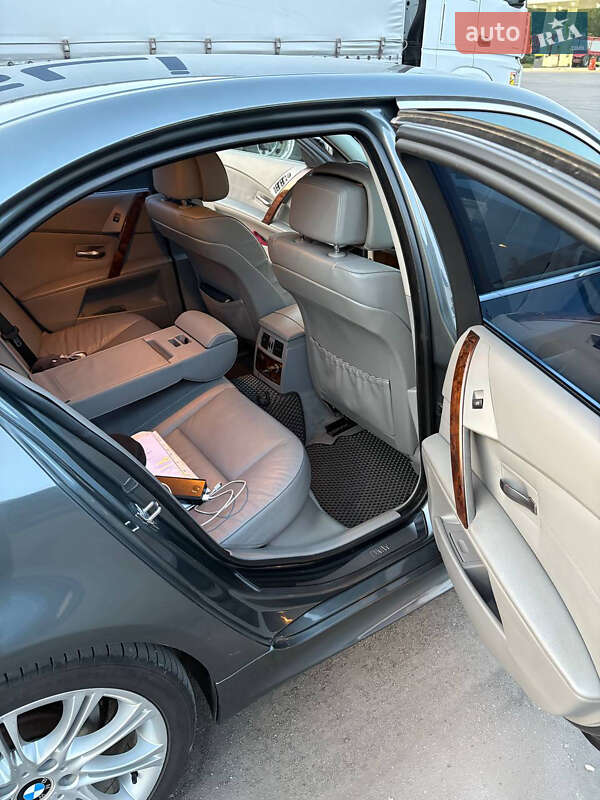 Седан BMW 5 Series 2006 в Києві фото 12 Седан BMW 5 Series 2006 в Києві