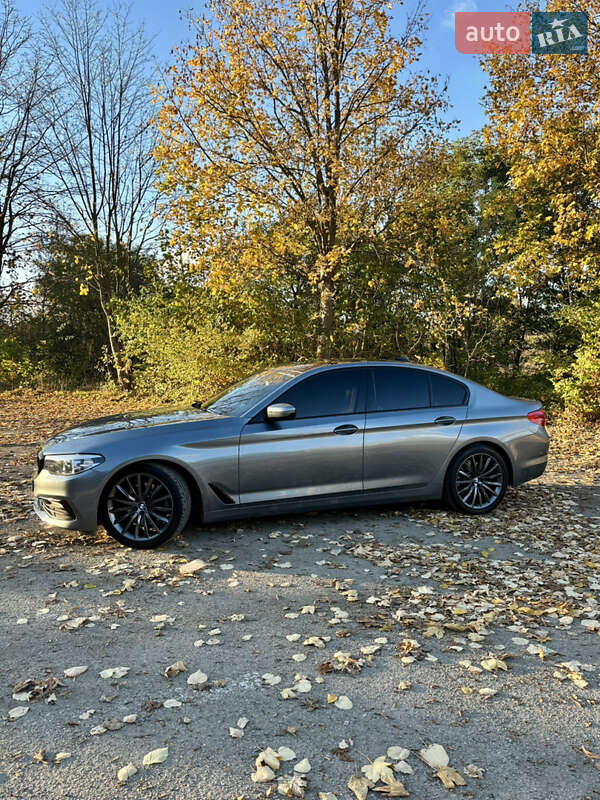Седан BMW 5 Series 2017 в Івано-Франківську