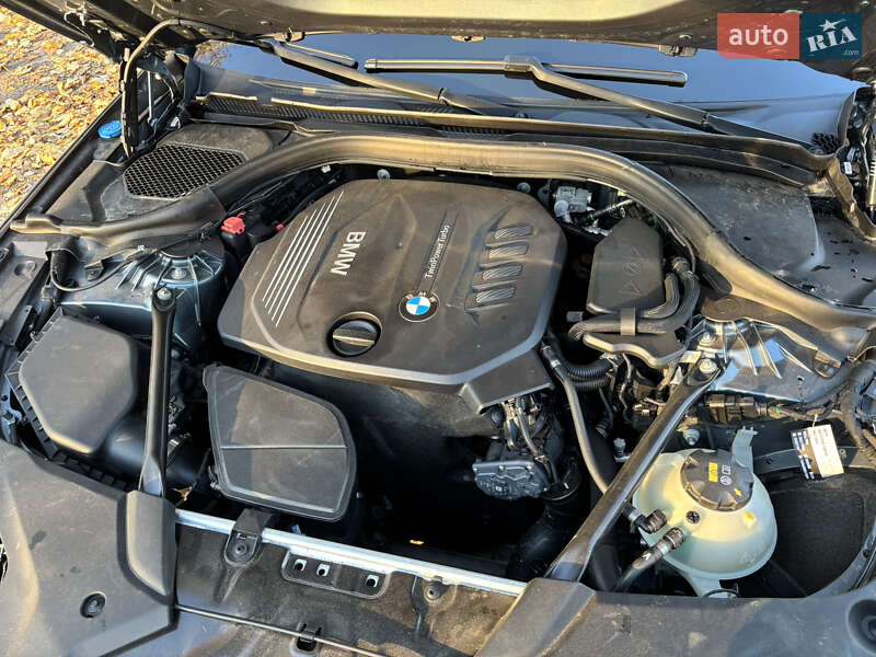 Седан BMW 5 Series 2017 в Івано-Франківську